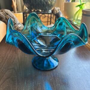 Vintage 1960s Viking Bluenique Epic Compote 6 Petal 8" Bowl Comport